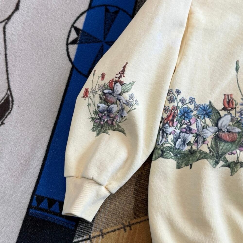 Vintage 90s Women’s Art Unlimited Butterfly Nature Outdoor Sweatshirt Size Small - Picture 8 of 14